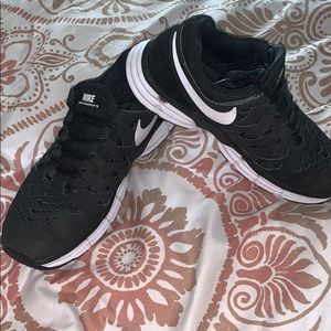 Like New Nike Fingertrap TR